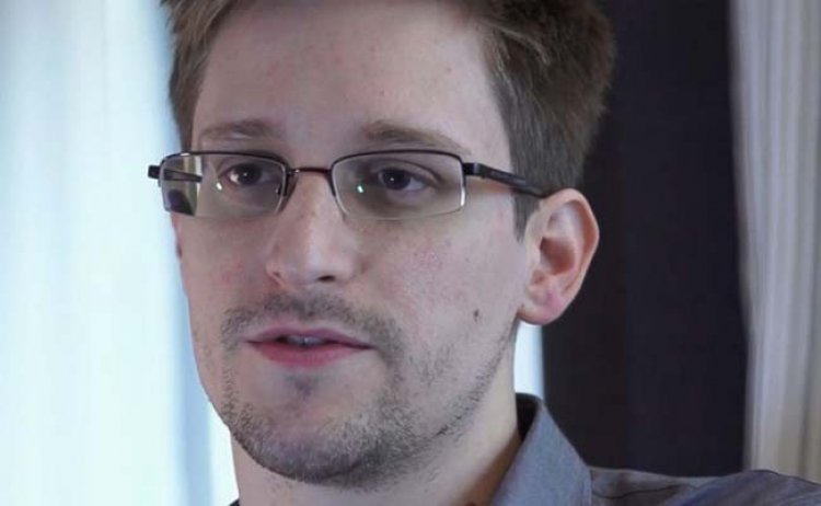 Edward Snowden na-akwado ịlọta Amerịka