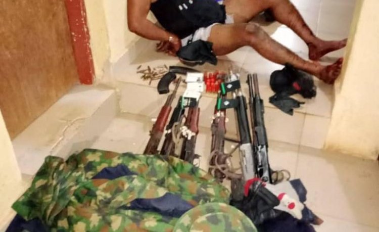 Ekwulobia Gun Battle: Anambra Police Command Arrests Top IPoB Commander, Recovers Guns, Bullets, Others